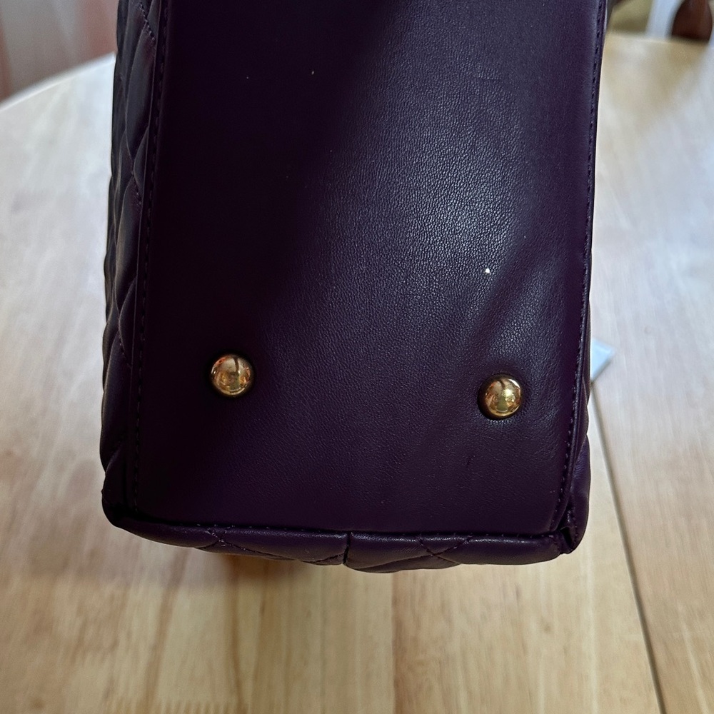 Badgley Mischka Elegant Purple Quilted Handbag - Picture 7 of 9